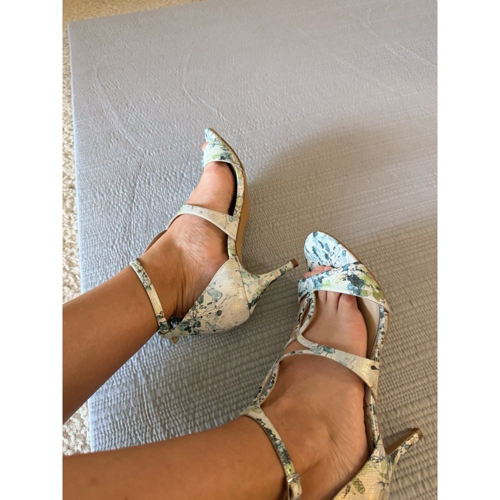 Vince Camuto Comfortable And Stylish Floral Payto Elegant Sandals‎ Size 9.5 - Picture 7 of 11